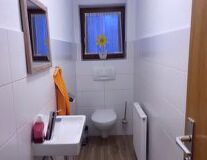 wall, sink, indoor, bathroom, plumbing fixture, bathtub, toilet, shower, tap, mirror, bathroom accessory